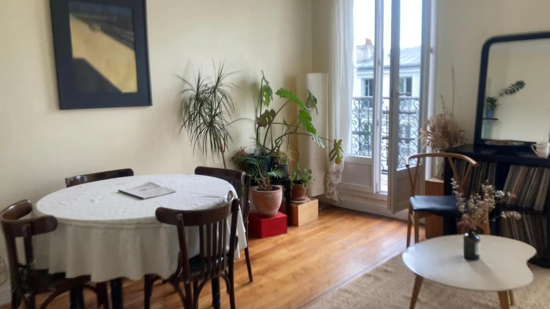 Appart 54M2 Quartier Jourdain 75020 Etage 5 Sans Ascenseur Париж 0*,  Франция