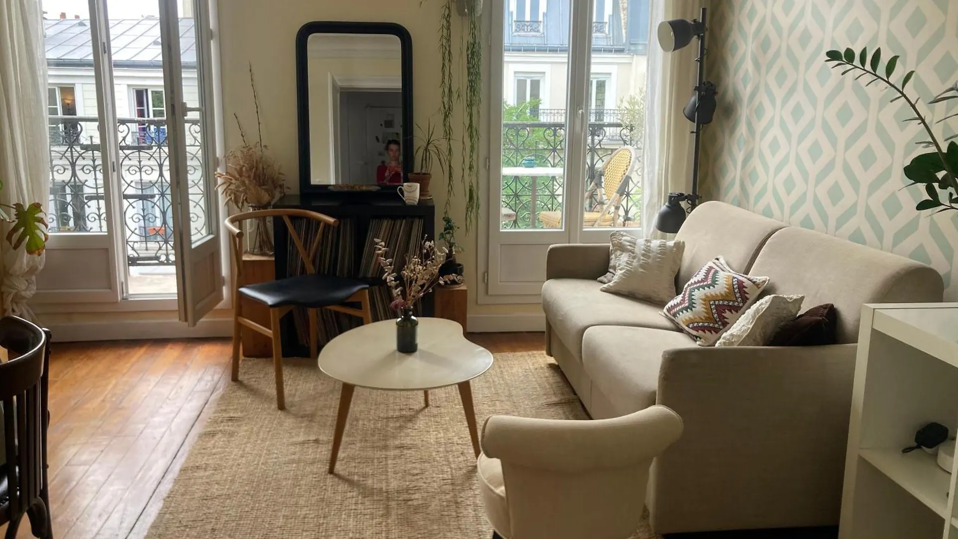 Appart 54M2 Quartier Jourdain 75020 Etage 5 Sans Ascenseur Париж